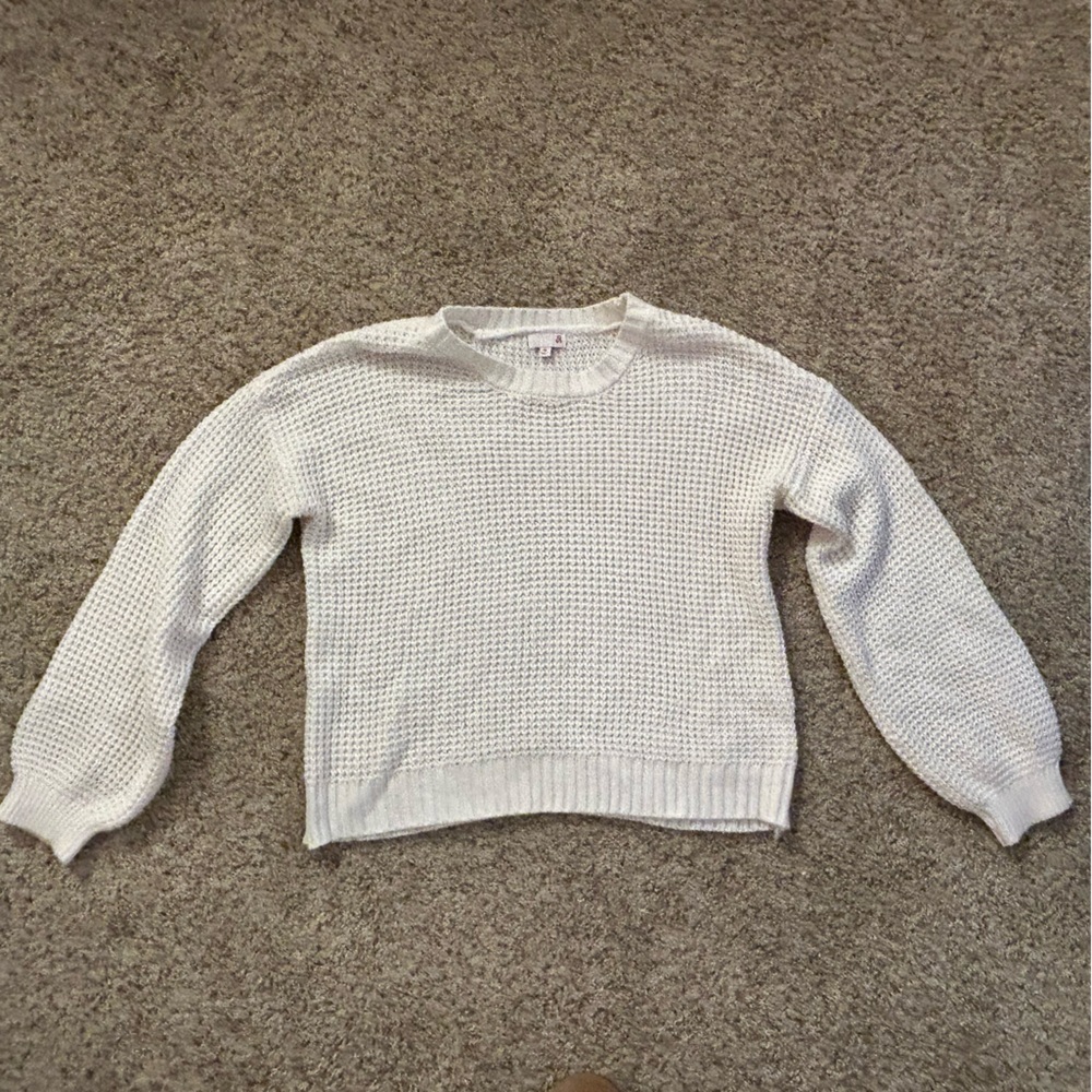 SO Kohls Brand White Thermal Sweater